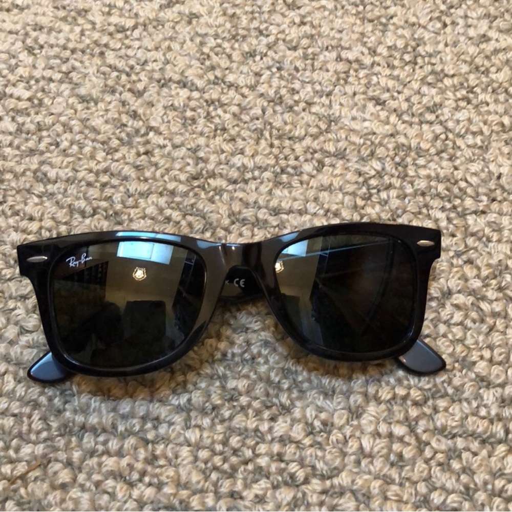 Rayban classic wayfarer sunglasses